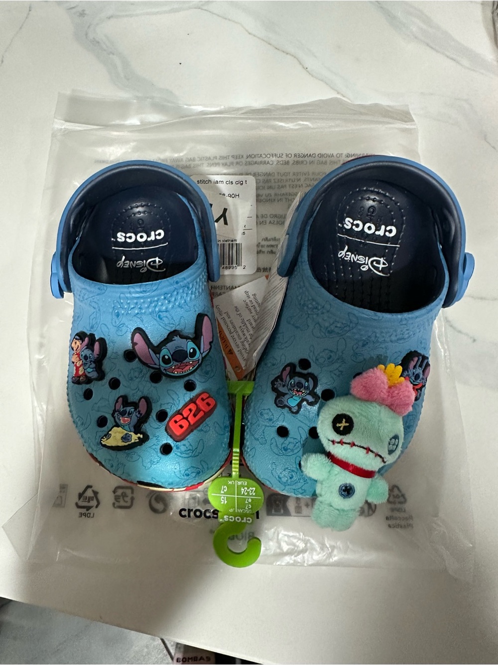 NIB Crocs Kids' Blue Disney Lilo & Stitch and Character Charms Size 7
